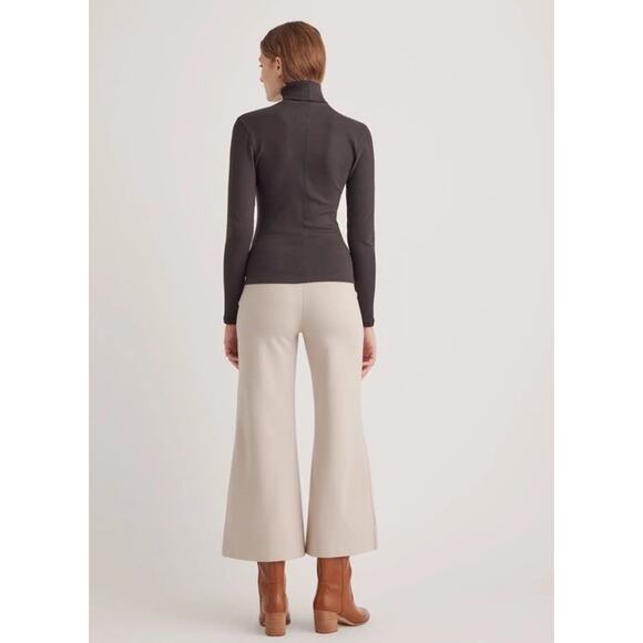 Quince Women’s LARGE Ecru Ultra-Stretch Ponte Super Wide Leg Ankle Pants - Picture 4 of 13